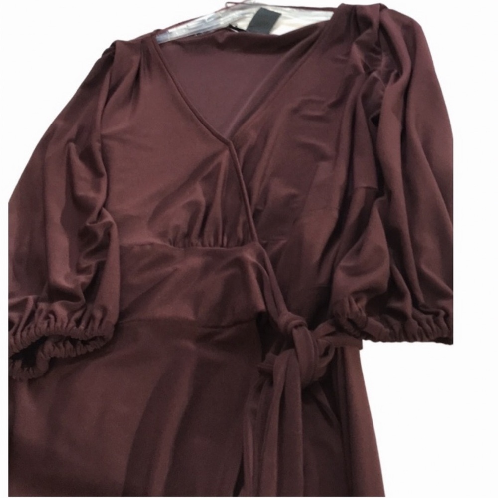 Jones New York size 12 Maroon / Wine colored wrap dress V-neck NWOT